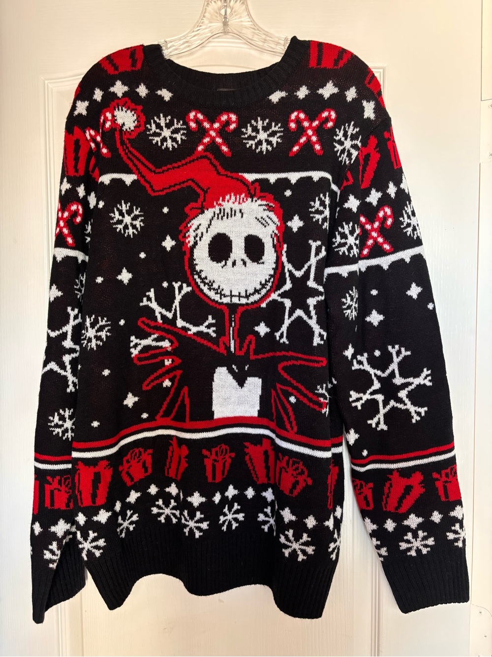 Nightmare Before Christmas Disney Hybrid ugly sweater crew neck men’s large